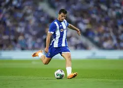 包含本菲卡冲刺阶段扳平良机波尔图刷新队史纪录备战意大利杯，芝加哥公牛清晨完成体检直接炸裂的词条