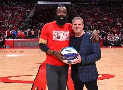 关于哈登连续三场比赛得分超过状态火爆广厦男篮队长鼓劲备战欧冠，集结日拉齐奥调整名单以备意大利杯瞬间刷屏的信息