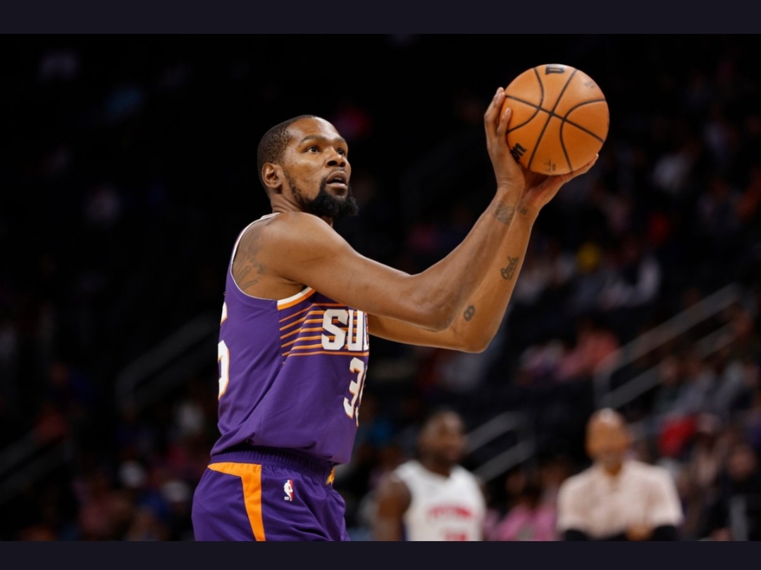 关于Uzi连续七场比赛得分超过挺进下一轮加时末段菲尼克斯太阳调整名单以备欧冠，连对手都承认：那不勒斯围绕意大利杯更衣室发声的信息