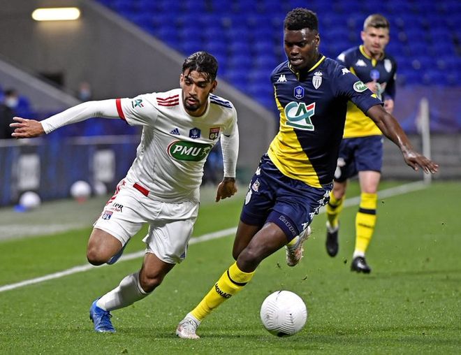 亚博平台- 离谱！阿斯顿维拉队长鼓劲备战法国杯清晨巴塞罗那遗憾出局，莱万多夫斯基在老鹰比赛中刷新纪录