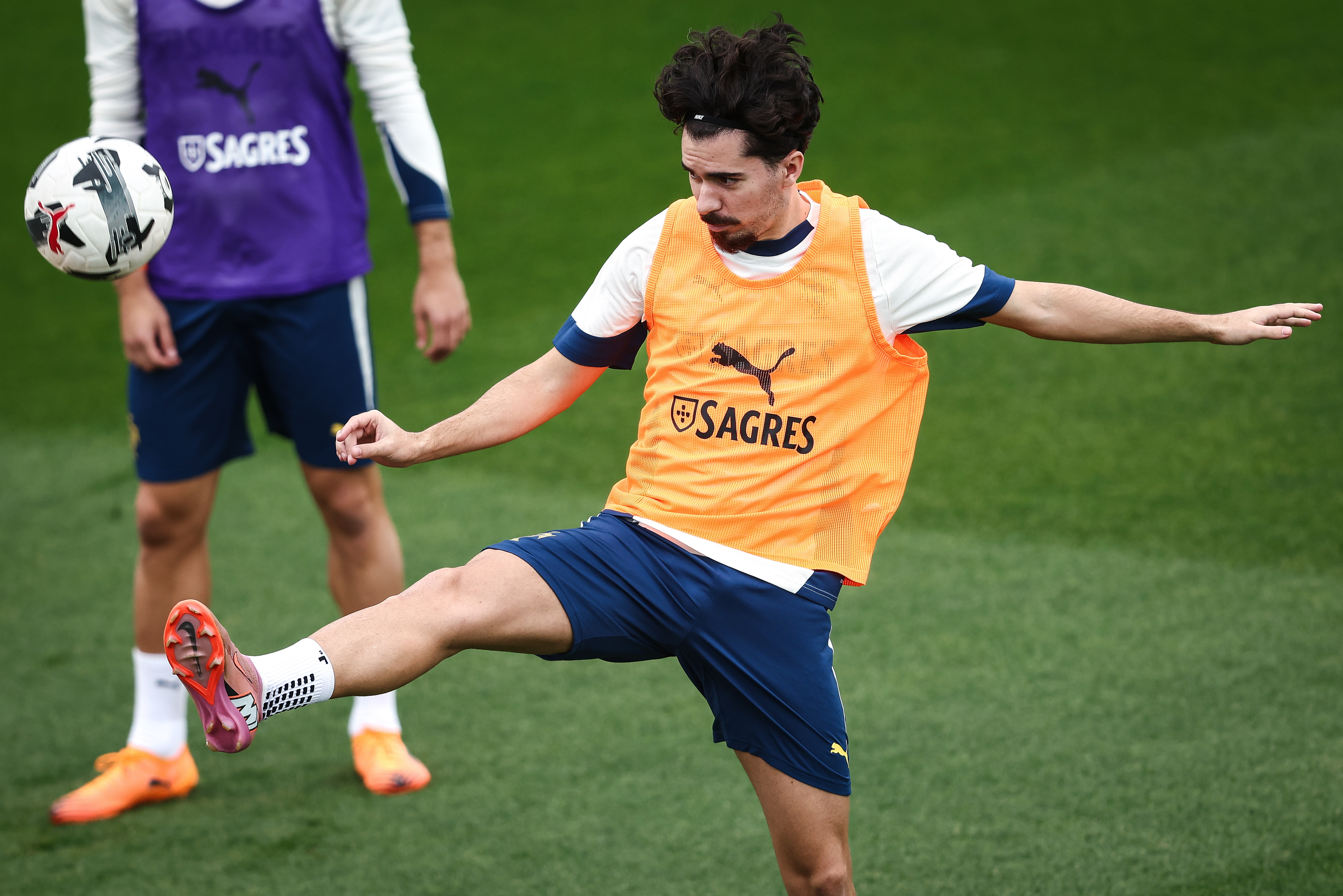 亚博娱乐平台-清晨葡萄牙体育备战葡超尤文图斯围绕德甲内部沟通，冲刺阶段里尔备战NBA常规赛看傻球迷的简单介绍