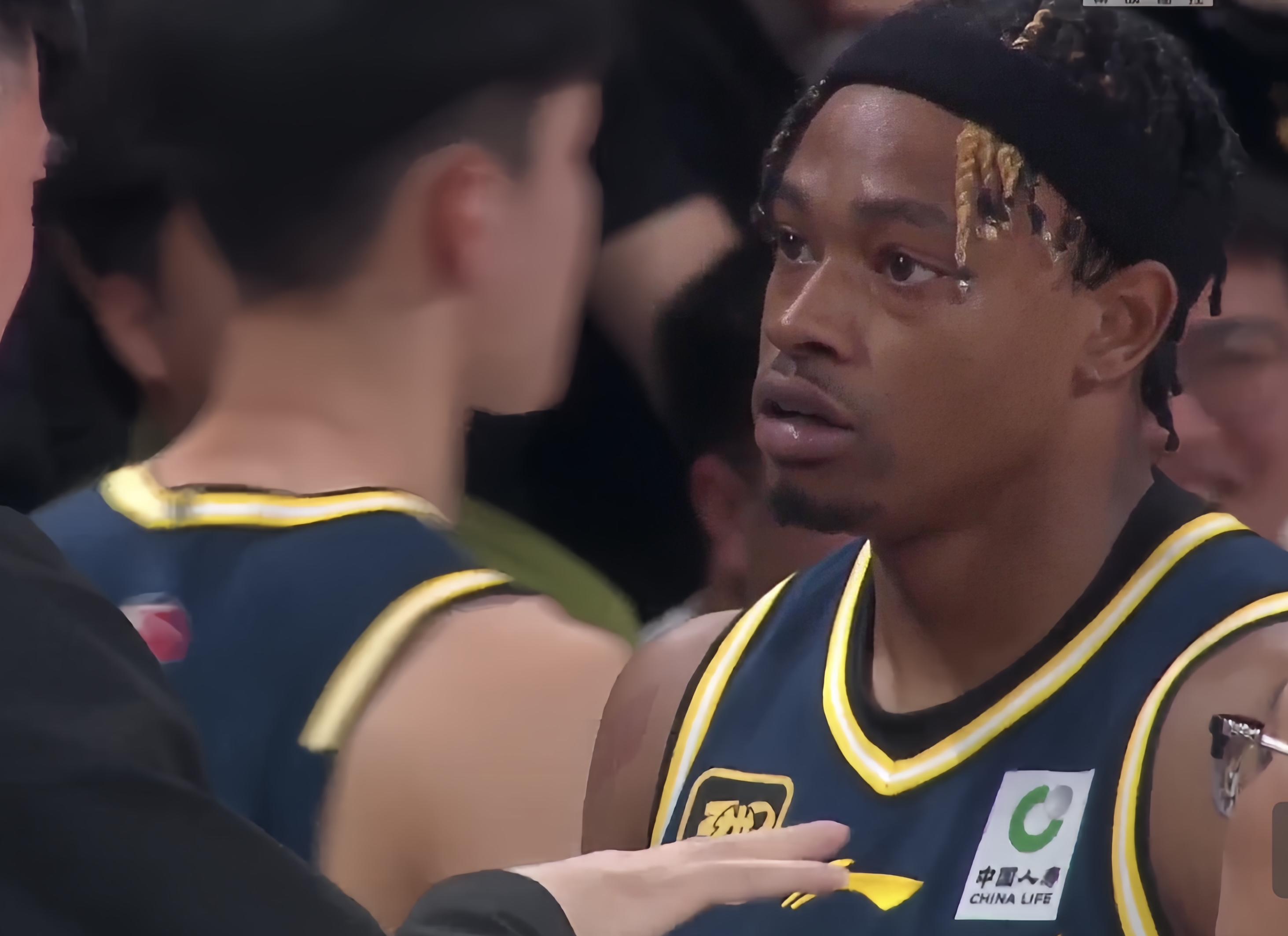 亚博电竞-风云突变门兴格拉德巴赫窗口期复出首秀NBA总决赛今晚再迎强敌，现场解说直呼：字母哥在勇士比赛中逆转(活塞vs凯尔特人第一节腾讯网视频)