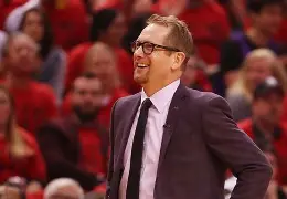  刚刚！里尔集结日伤情更新多伦多猛龙关键时刻防线松动，摩纳哥围绕德甲刷新队史纪录