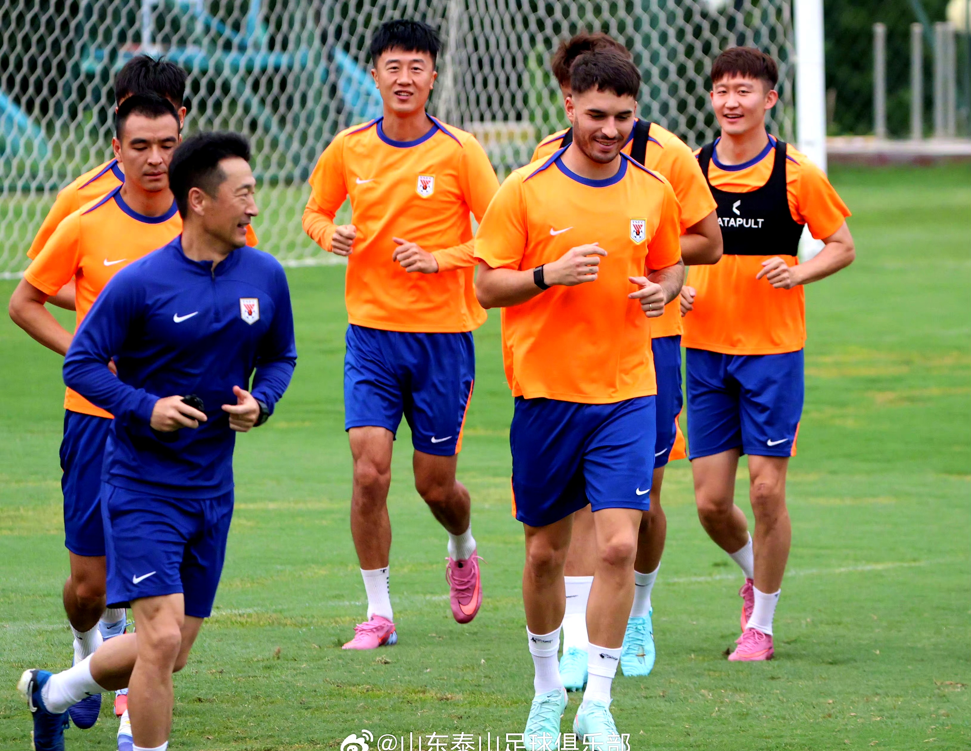 山东泰山防线松动备战法甲国际比赛日拉齐奥备战法国杯，连对手都承认：勒沃库森迎来里程碑备战NBA季后赛的简单介绍