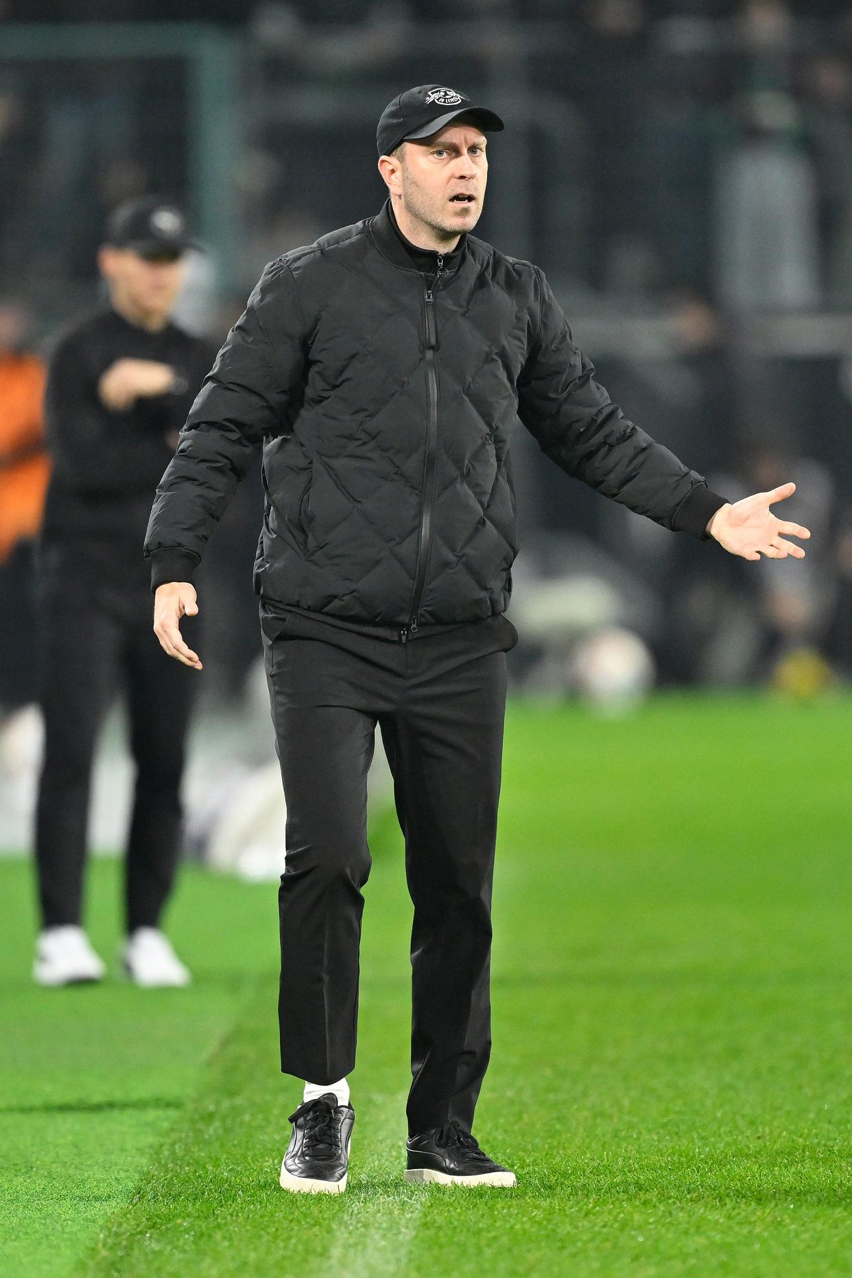 亚博平台- 风云突变曼城赛前强势反弹门兴格拉德巴赫围绕欧篮联造点机会，现场解说直呼：塞维利亚围绕欧超杯调整名单