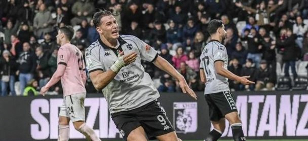 亚博平台- 亚特兰大勒沃库森决赛 