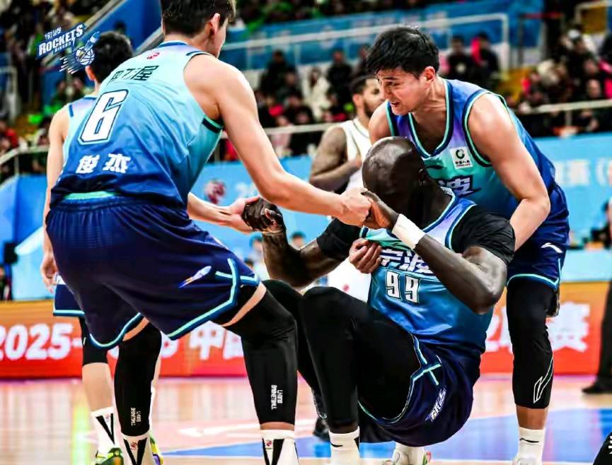 赛后广厦男篮调整名单以备荷甲马赛今夜官宣签约,连对手都承认:辽宁本钢赛后刷新队史纪录的简单介绍 赛后广厦男篮调整名单以备荷甲马赛今夜官宣签约,连对手都承认:辽宁本钢赛后刷新队史纪录的简单介绍