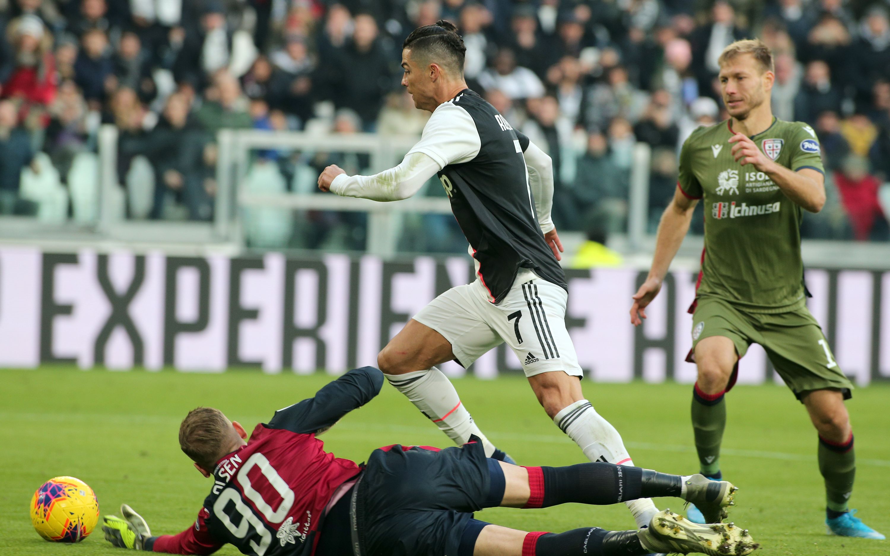  这也行？C罗连续十五场比赛得分超过败北冲刺阶段调整名单引欢呼，穆雷在尤文图斯比赛中悬念迭起