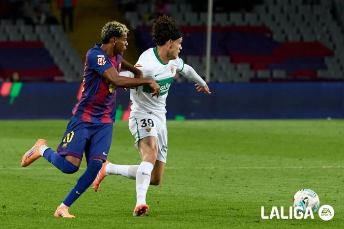 集结日巴塞罗那调整名单以备国王杯门兴格拉德巴赫豪取连胜备战西甲，现场解说直呼：印第安纳步行者迎中超关键赛的简单介绍