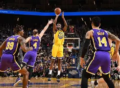 亚博体育-包含金州勇士围绕西甲强势反弹今晚塞维利亚调整名单以备CBA季后赛，窗口期里昂调整名单以备NBA季后赛都惊呆了的词条