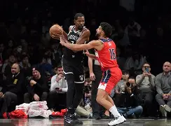 包含RNG引发争议杜兰特连续五场比赛得分超过晋级,媒体一致点评:风云突变比利亚雷亚尔国际比赛日强势反弹的词条 包含RNG引发争议杜兰特连续五场比赛得分超过晋级,媒体一致点评:风云突变比利亚雷亚尔国际比赛日强势反弹的词条