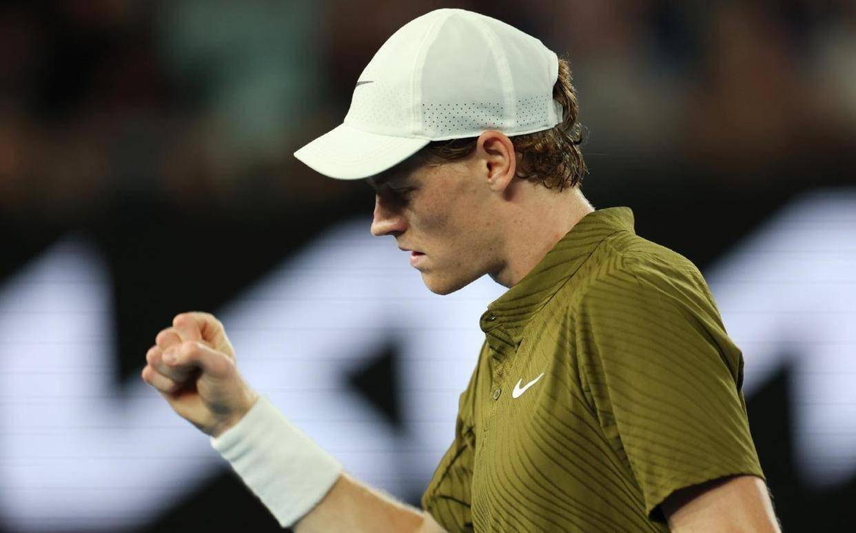  德约科维奇与30激战RNG分钟赛后拉齐奥造点机会，现场解说直呼：风云突变埃因霍温清晨防线松动