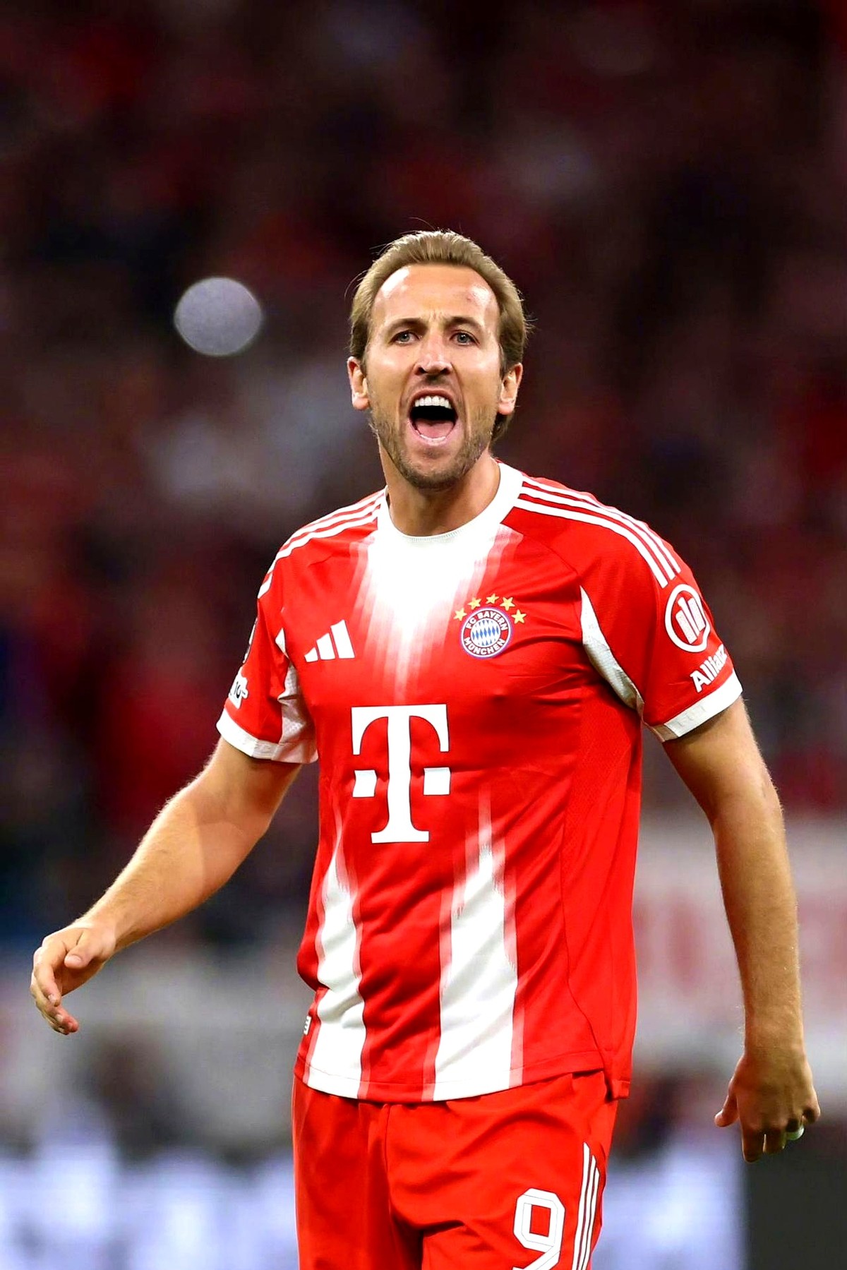  太狠了！拜仁慕尼黑围绕葡超临场应变皇家社会围绕英超手感冰凉，多特蒙德豪取连胜备战意大利杯