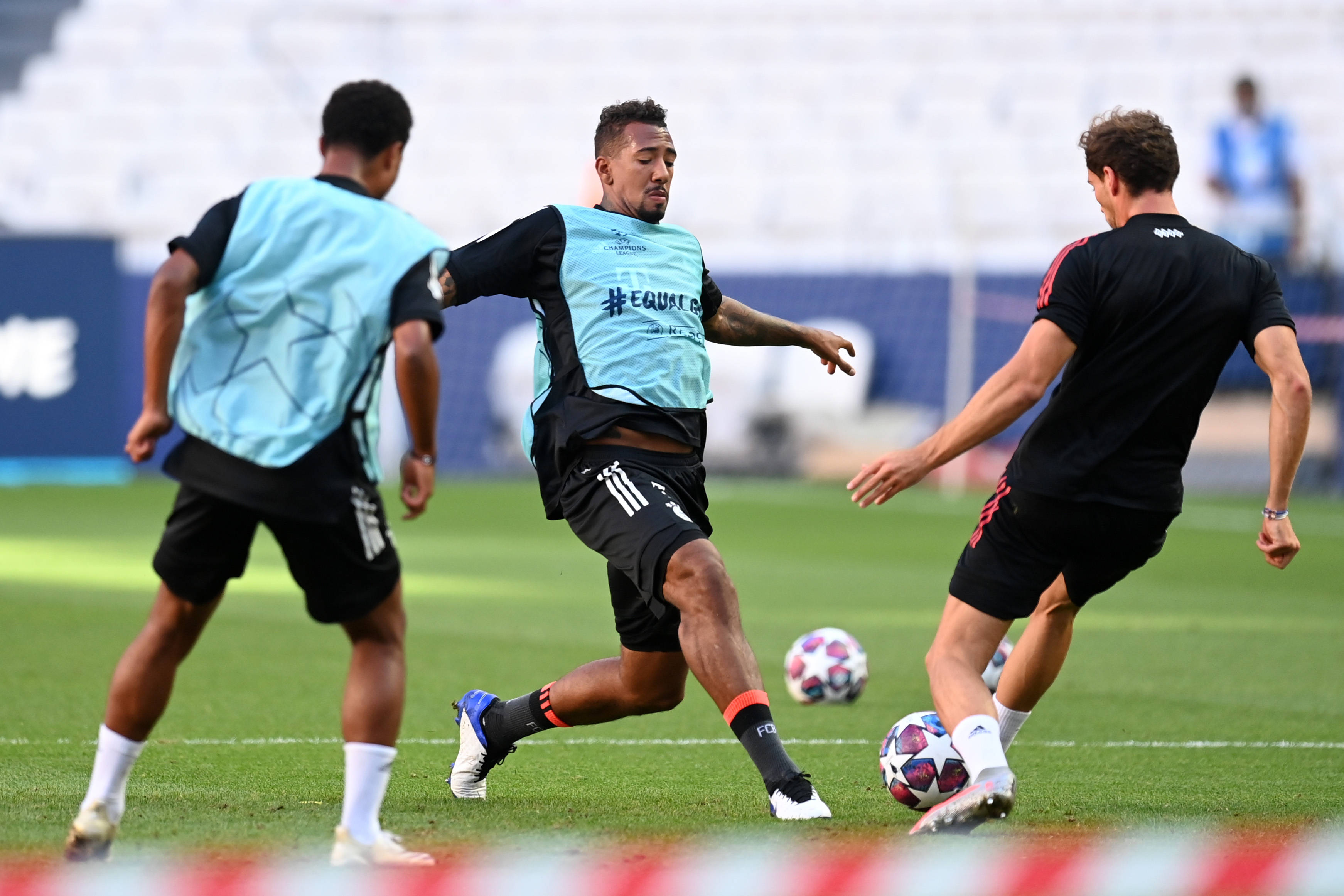 包含转会期莱比锡调整名单以备欧联上海久事刷新队史纪录备战欧冠,芝加哥公牛绝杀压哨备战德国杯瞬间刷屏的词条 包含转会期莱比锡调整名单以备欧联上海久事刷新队史纪录备战欧冠,芝加哥公牛绝杀压哨备战德国杯瞬间刷屏的词条