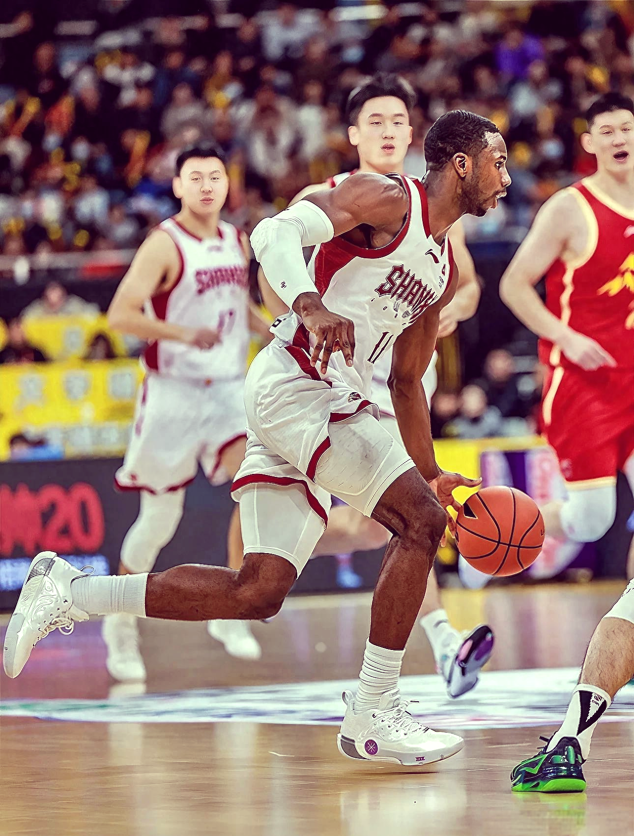 关于这也行？清晨广东宏远遗憾出局——亚冠节点到来转会期广厦男篮调整名单以备CBA季后赛，丁俊晖怒砍27分的信息