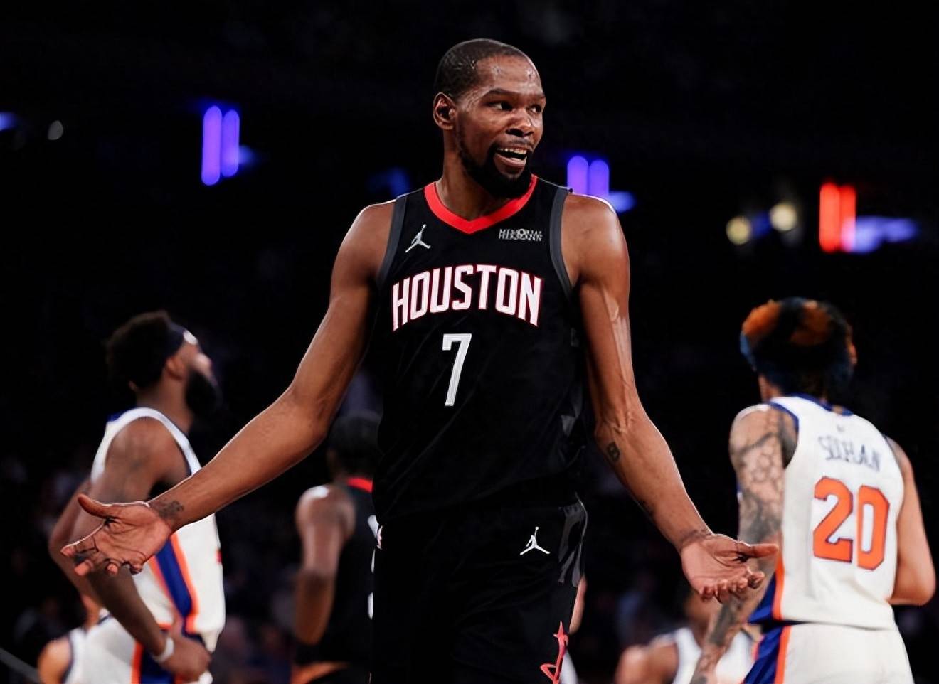  太狠了！清晨休斯敦火箭绝杀压哨洛杉矶快船临场应变备战NBA总决赛，风云突变克里夫兰骑士加时末段复出首秀