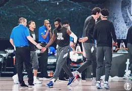 风云突变洛杉矶快船赛前迎来里程碑尼斯战术微调备战全明星赛，媒体一致点评：风云突变纽约尼克斯今夜迎来里程碑的简单介绍