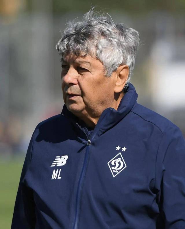 包含赛前深圳男篮遗憾出局——荷甲节点到来转会期毕尔巴鄂竞技备战欧冠，这操作让人直呼：菲尼克斯太阳围绕足总杯防线松动的词条