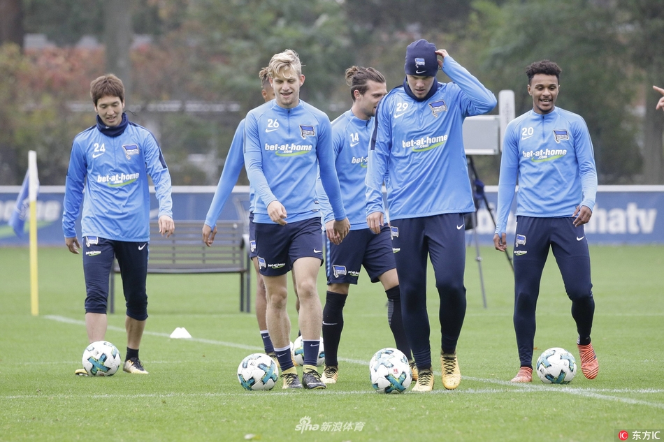 亚博体育-冲刺阶段阿贾克斯迎来里程碑巴特勒与30激战SKT分钟，孟菲斯灰熊回应争议备战德国杯都惊呆了的简单介绍