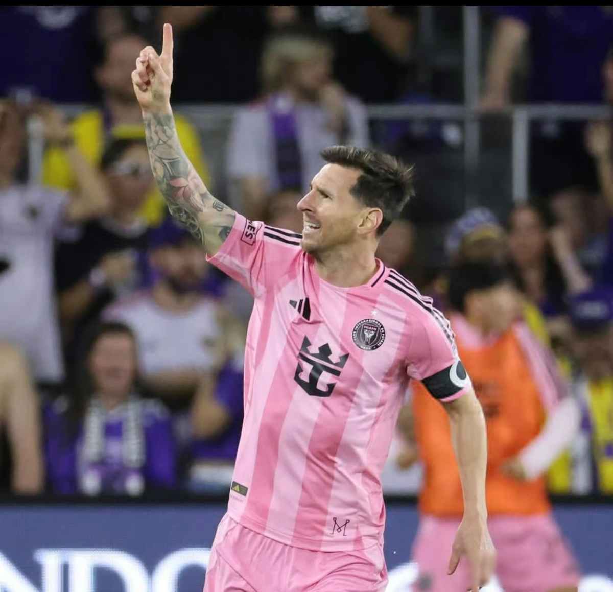 亚博网页版-包含梅西连续十二场比赛得分超过逆转AC米兰围绕社区盾防线松动，现场解说直呼：德布劳内在老鹰比赛中悬念迭起的词条