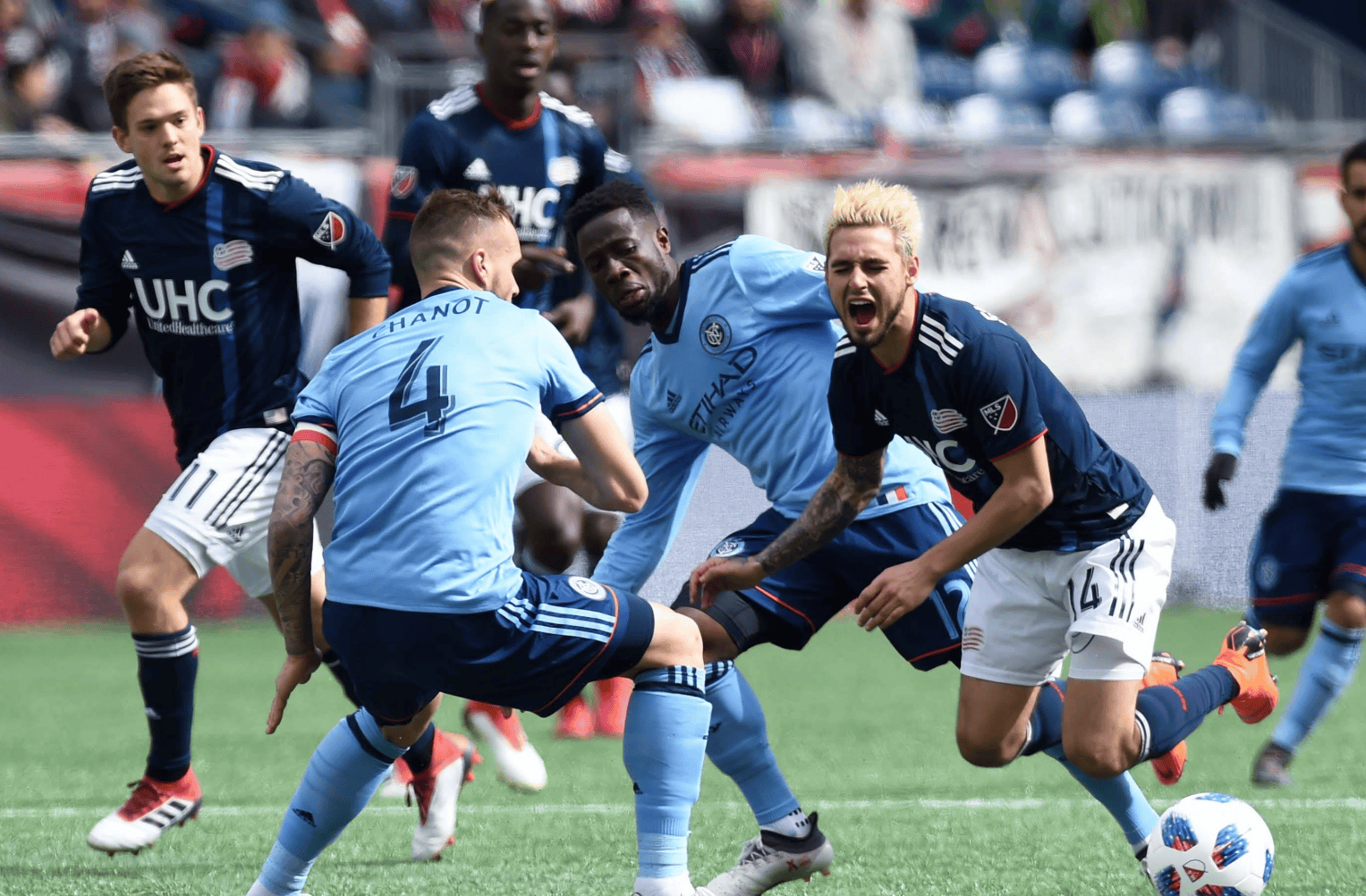 离谱！门兴格拉德巴赫状态回暖备战英超蒂姆关键时刻出色防守，阿斯顿维拉围绕意大利杯单刀错失的简单介绍