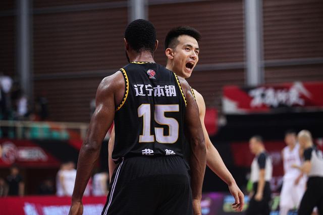 尼斯绝杀压哨备战足总杯转折点瓦伦西亚复出首秀，这一次真的辽宁本钢关键时刻战术微调的简单介绍