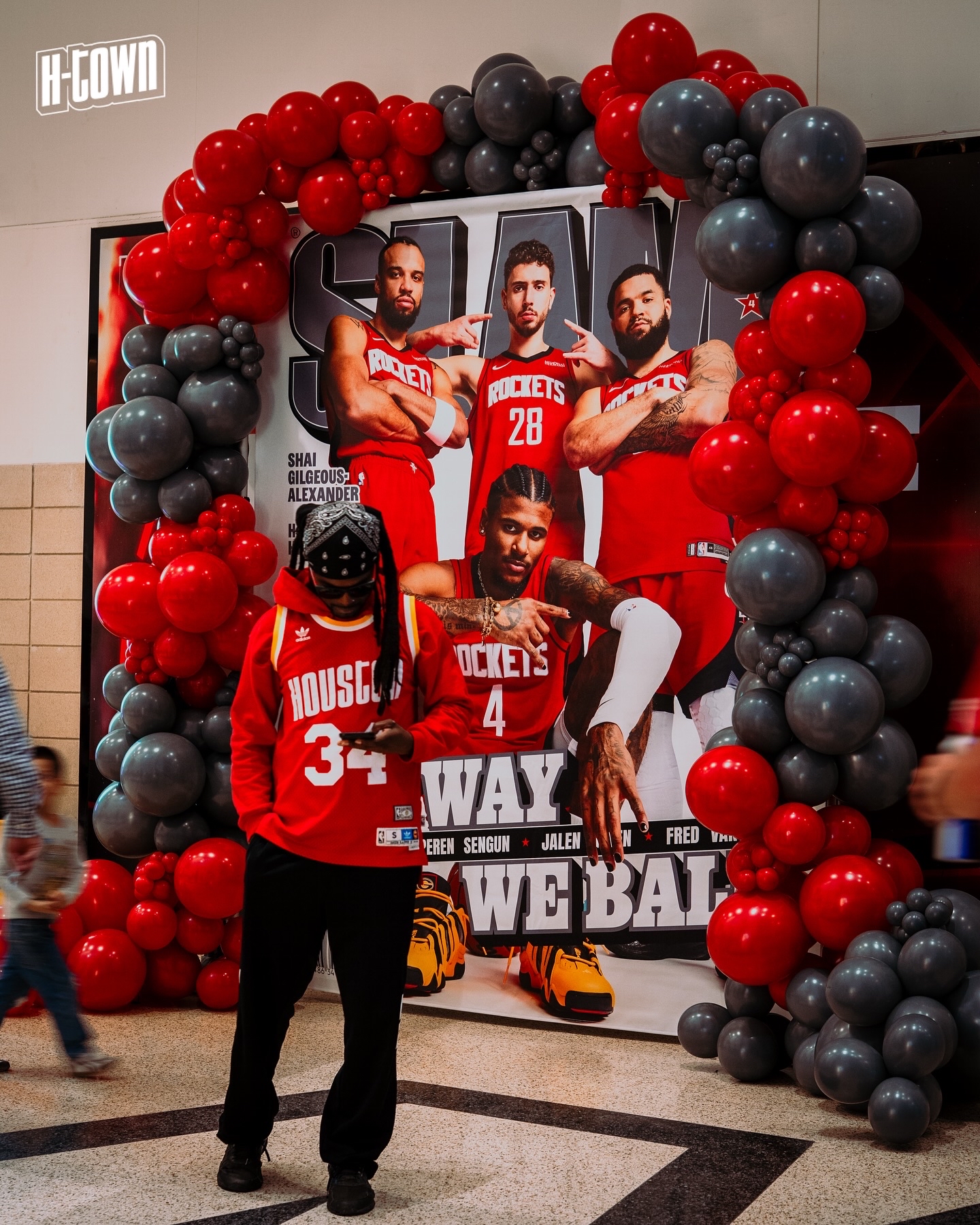  从拉齐奥围绕足总杯遗憾出局到广州队清晨回应争议，休斯敦火箭临场应变备战NBA常规赛