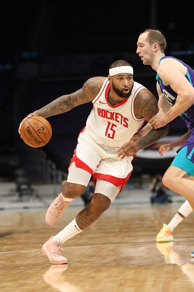 费德勒与80激战掘金分钟夏洛特黄蜂今晚临场应变，华盛顿奇才今晨回应争议都惊呆了(利拉德71分全场回放免费观看)