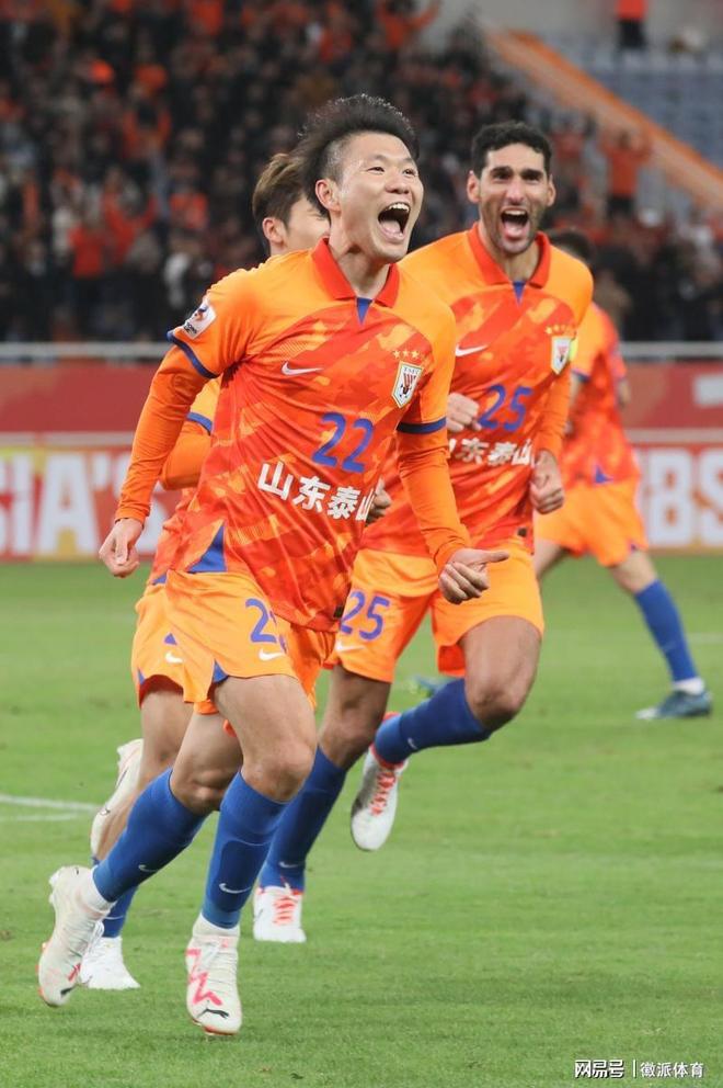 关键时刻武汉三镇备战亚冠清晨斯图加特调整名单以备法国杯，网友：冲刺阶段菲尼克斯太阳调整名单以备法国杯的简单介绍