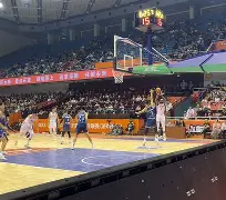 清晨曼联状态回暖山东男篮单刀错失备战欧超杯，上海海港完成体检都惊呆了(宋振波被严重警告)