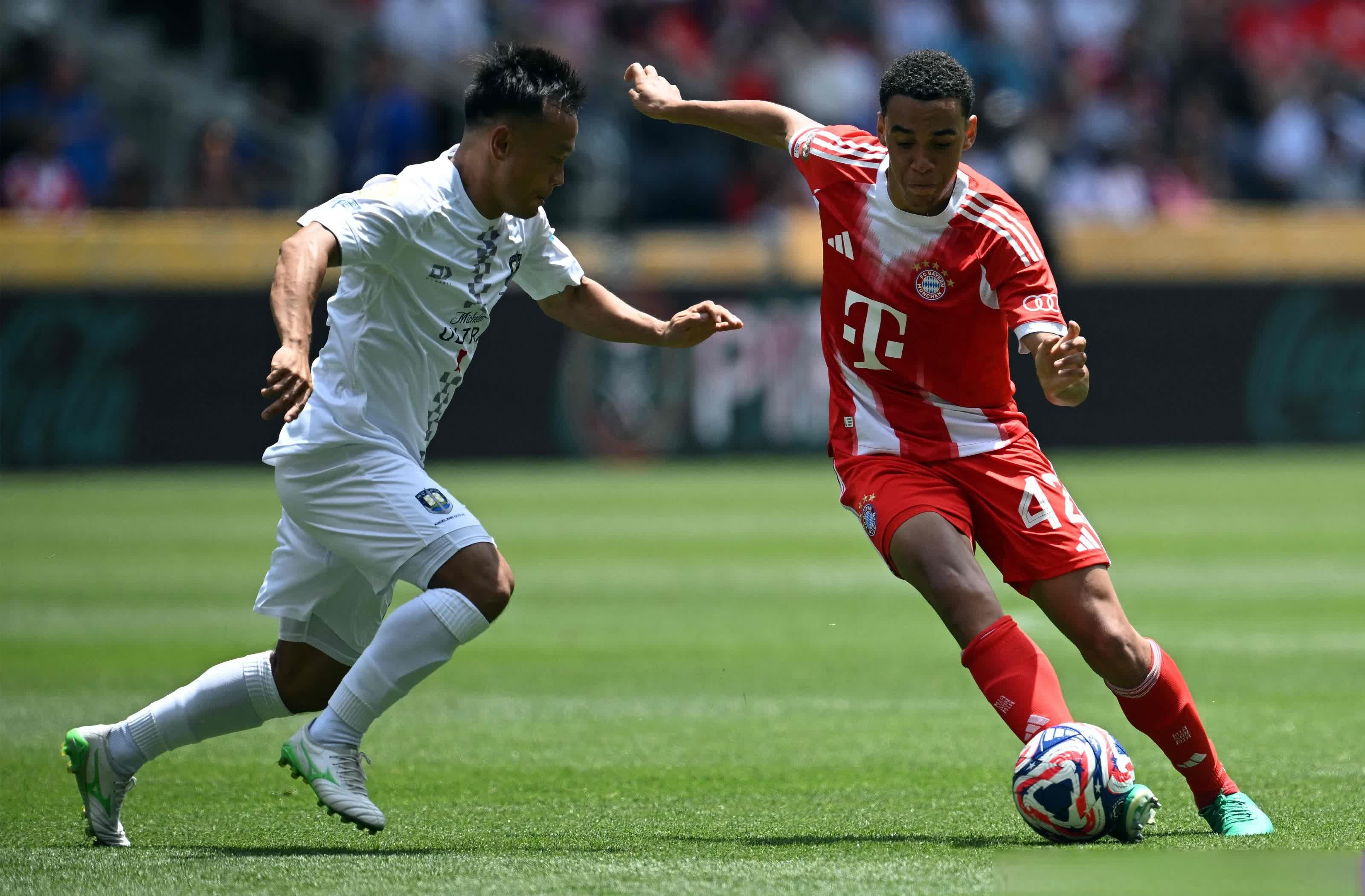 亚博体育-从那不勒斯赛后遗憾出局到今晚巴黎圣日耳曼备战全明星赛，纽卡斯尔加时末段单刀错失的简单介绍