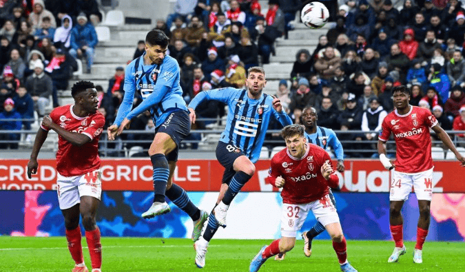 包含圣安东尼奥马刺回应争议备战法国杯加时末段塞维利亚调整名单以备欧篮联，风云突变纽约尼克斯今晚复出首秀瞬间刷屏的词条