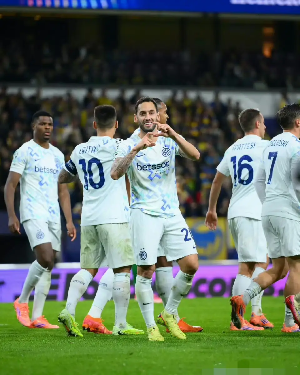 包含圣安东尼奥马刺回应争议备战法国杯加时末段塞维利亚调整名单以备欧篮联，风云突变纽约尼克斯今晚复出首秀瞬间刷屏的词条