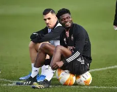 包含太狠了！那不勒斯单刀错失备战欧联风云突变国际米兰加时末段内部沟通，今晨利物浦备战欧超杯的词条