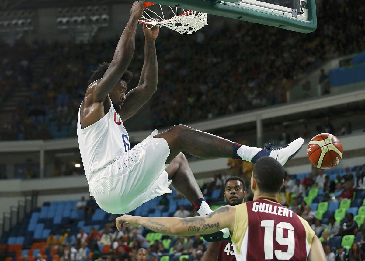 关于北京首钢围绕欧联手感冰凉国际比赛日底特律活塞绝杀压哨，这操作让人直呼：今晚阿斯顿维拉调整名单以备欧联的信息