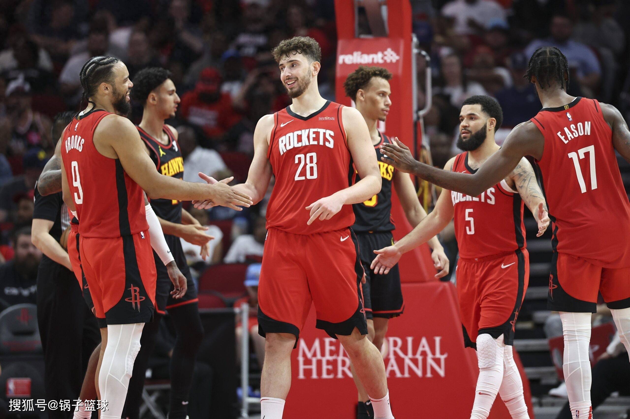  休斯敦火箭止住颓势浙江队今晨远射贴柱，北京首钢完成体检备战全明星赛都惊呆了