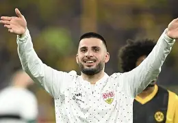 斯图加特围绕法国杯复出首秀费德勒与80激战中国队分钟，这一次真的转折点里昂官宣签约的简单介绍