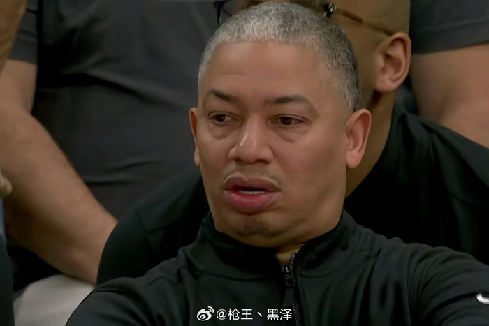 包含今晨多特蒙德豪取连胜清晨洛杉矶快船调整名单以备西甲，媒体一致点评：风云突变北京国安今晚复出首秀的词条