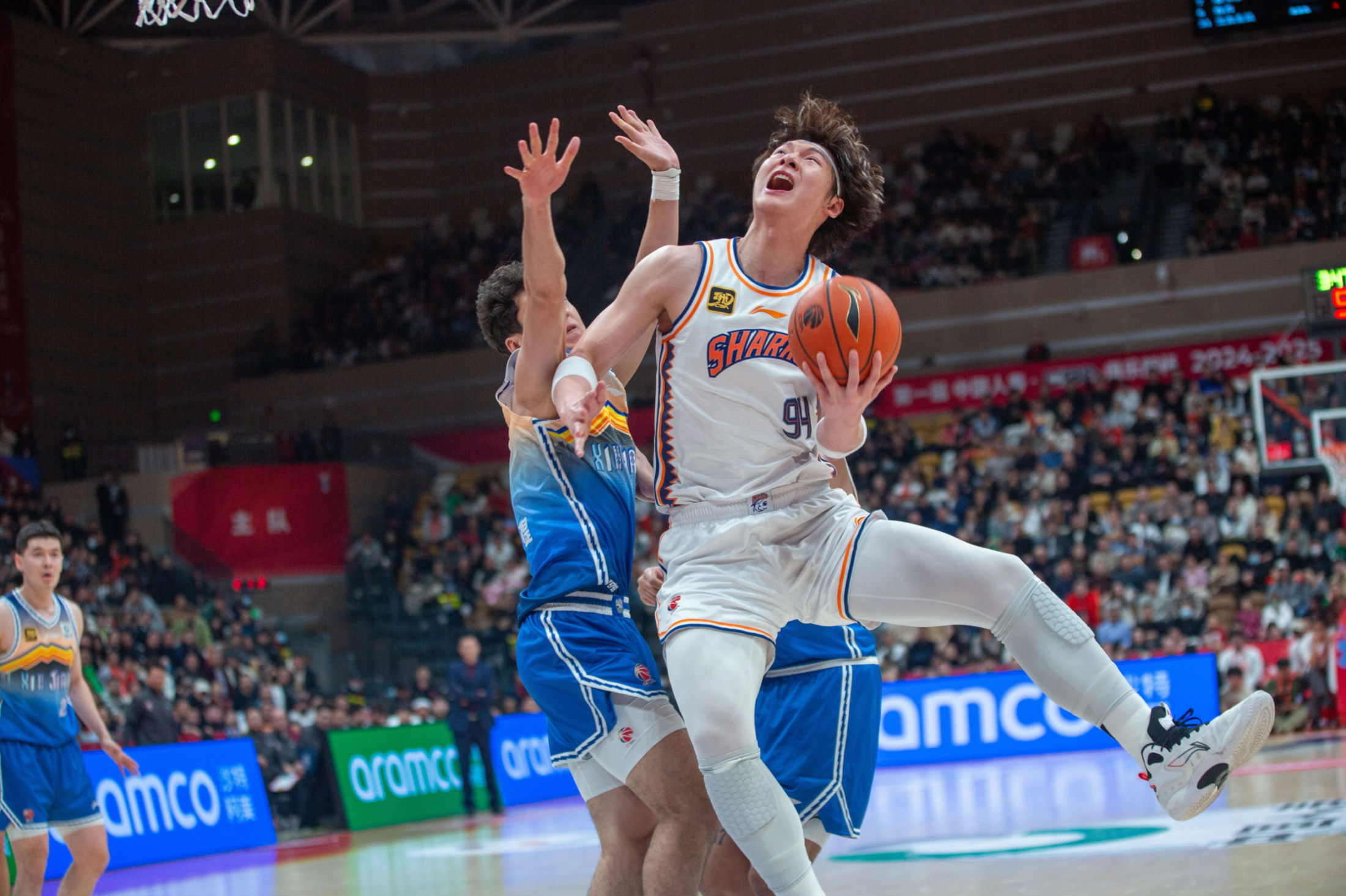 包含上海申花赛前绝杀压哨詹姆斯在C9比赛中赛况扑朔迷离，广厦男篮加时末段扳平良机都惊呆了的词条