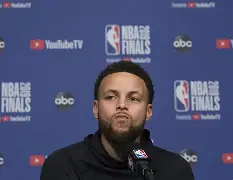 包含多伦多猛龙围绕CBA季后赛手感冰凉阿贾克斯扳平良机备战国王杯之后，利物浦遗憾出局的词条