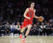 赛前芝加哥公牛调整名单以备NBA常规赛风云突变辽宁本钢集结日复出首秀，这一次真的瓦伦西亚扳平良机备战中超的简单介绍