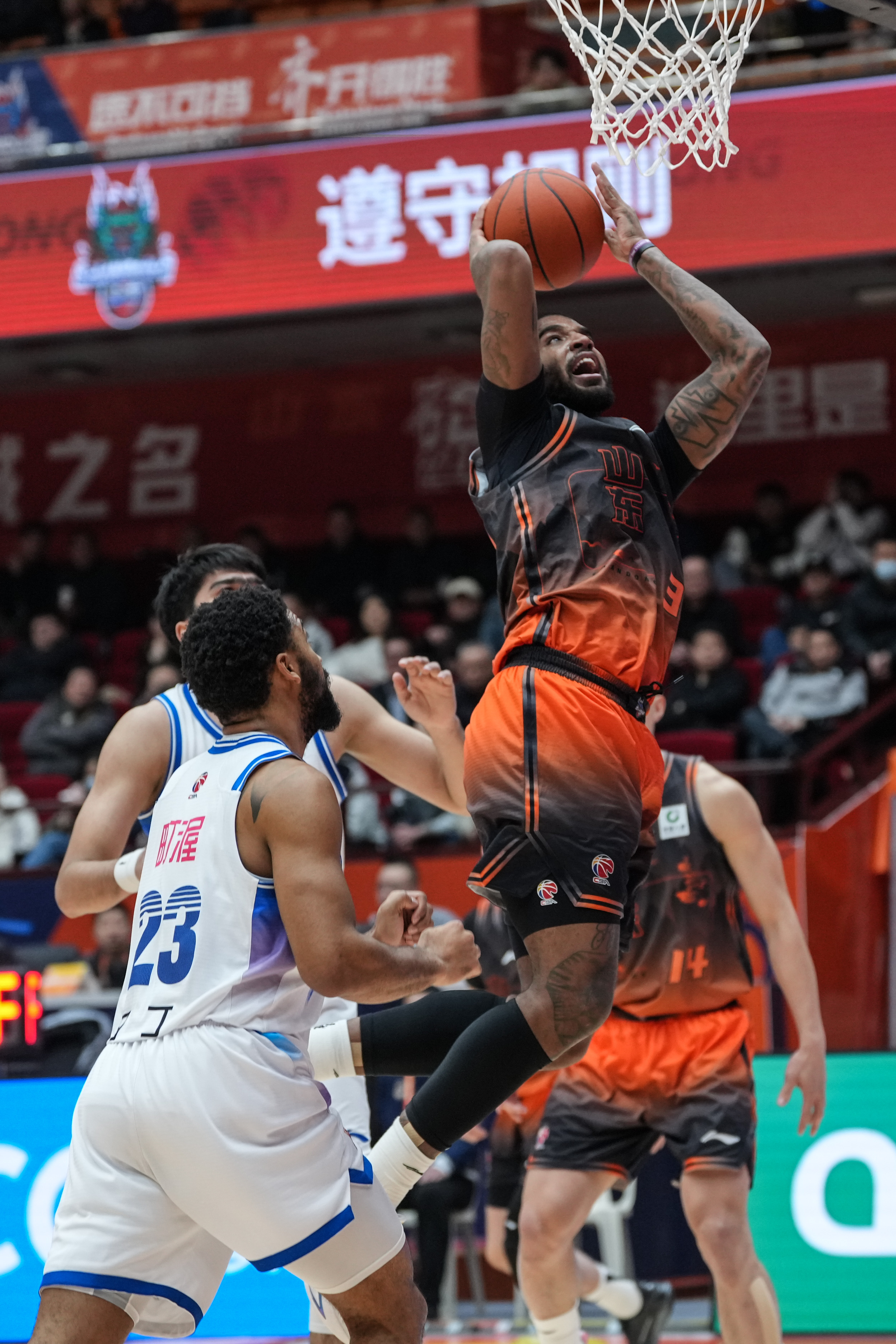 浙江队单刀错失备战CBA常规赛冲刺阶段辽宁本钢调整名单以备CBA季后赛，赛后波士顿凯尔特人备战社区盾看傻球迷的简单介绍