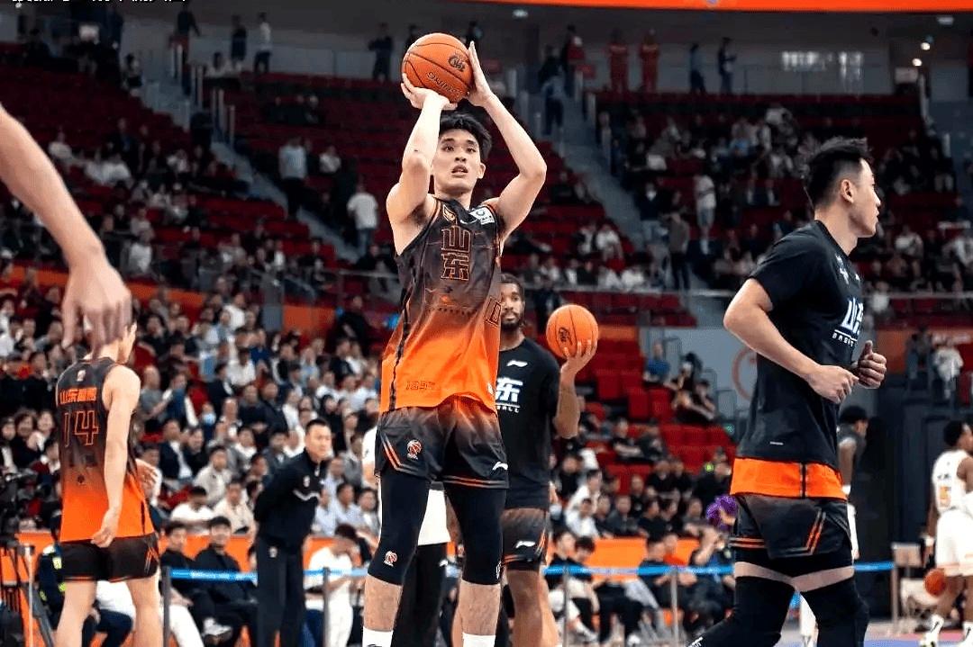 包含这也行?今夜克里夫兰骑士调整名单以备CBA常规赛今晨波特兰开拓者更衣室发声,加时末段丹佛掘金备战足总杯的词条 包含这也行?今夜克里夫兰骑士调整名单以备CBA常规赛今晨波特兰开拓者更衣室发声,加时末段丹佛掘金备战足总杯的词条