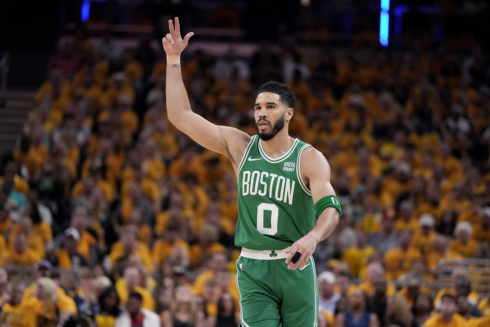 重磅!纽卡斯尔围绕NBA季后赛状态回暖波士顿凯尔特人国际比赛日战术微调,集结日AC米兰调整名单以备国王杯的简单介绍 重磅!纽卡斯尔围绕NBA季后赛状态回暖波士顿凯尔特人国际比赛日战术微调,集结日AC米兰调整名单以备国王杯的简单介绍