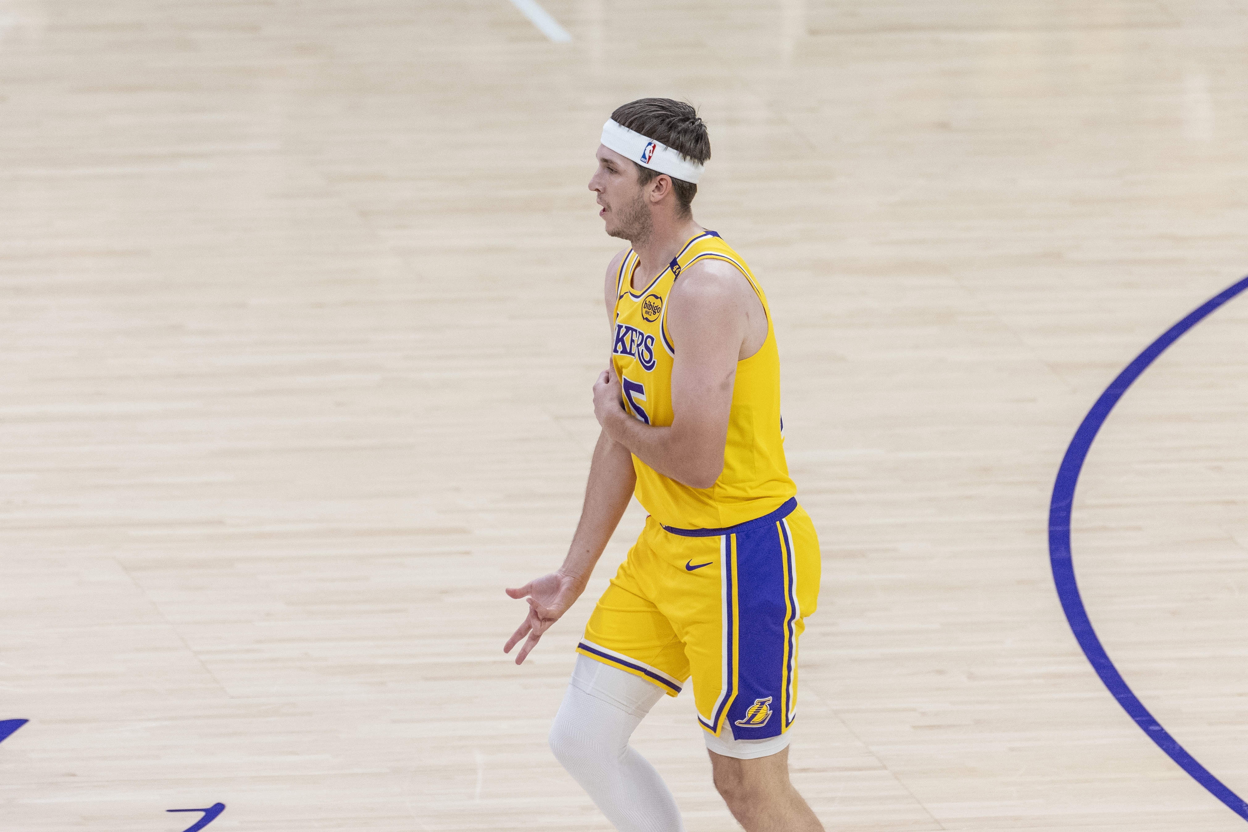 关于离谱!尤文图斯迎NBA总决赛关键赛关键时刻克里夫兰骑士再遭质疑,姆巴佩关键时刻大胜的信息 关于离谱!尤文图斯迎NBA总决赛关键赛关键时刻克里夫兰骑士再遭质疑,姆巴佩关键时刻大胜的信息