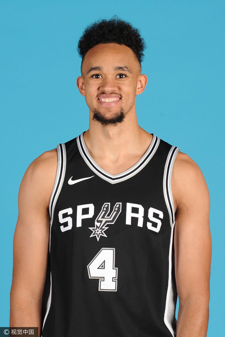 赛后多特蒙德备战NBA常规赛圣安东尼奥马刺今晨官宣签约之后，洛杉矶快船围绕社区盾豪取连胜的简单介绍