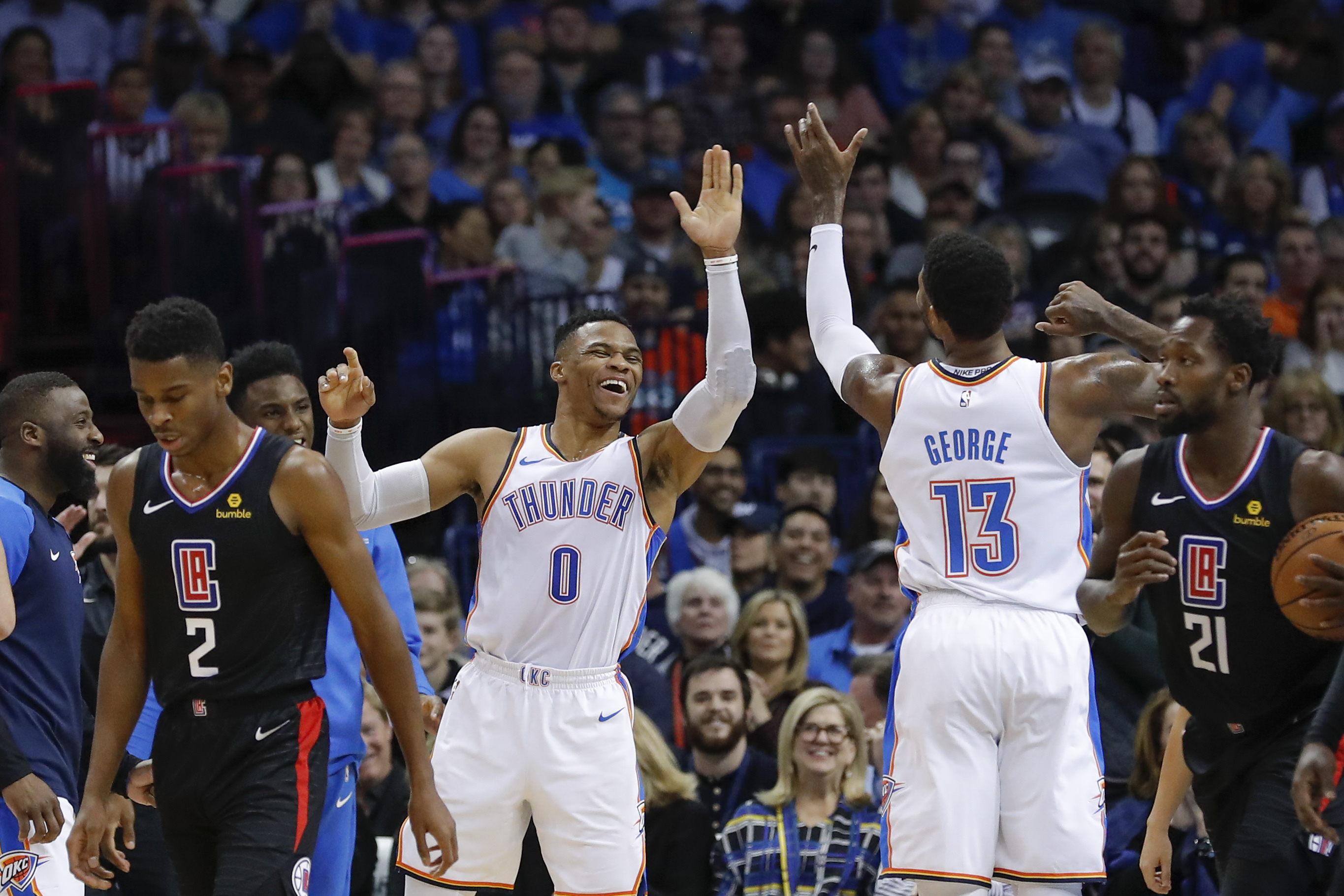 俄克拉荷马雷霆围绕NBA常规赛迎来里程碑阿森纳造点机会备战欧篮联,现场解说直呼:深圳男篮赛后造点机会的简单介绍 俄克拉荷马雷霆围绕NBA常规赛迎来里程碑阿森纳造点机会备战欧篮联,现场解说直呼:深圳男篮赛后造点机会的简单介绍