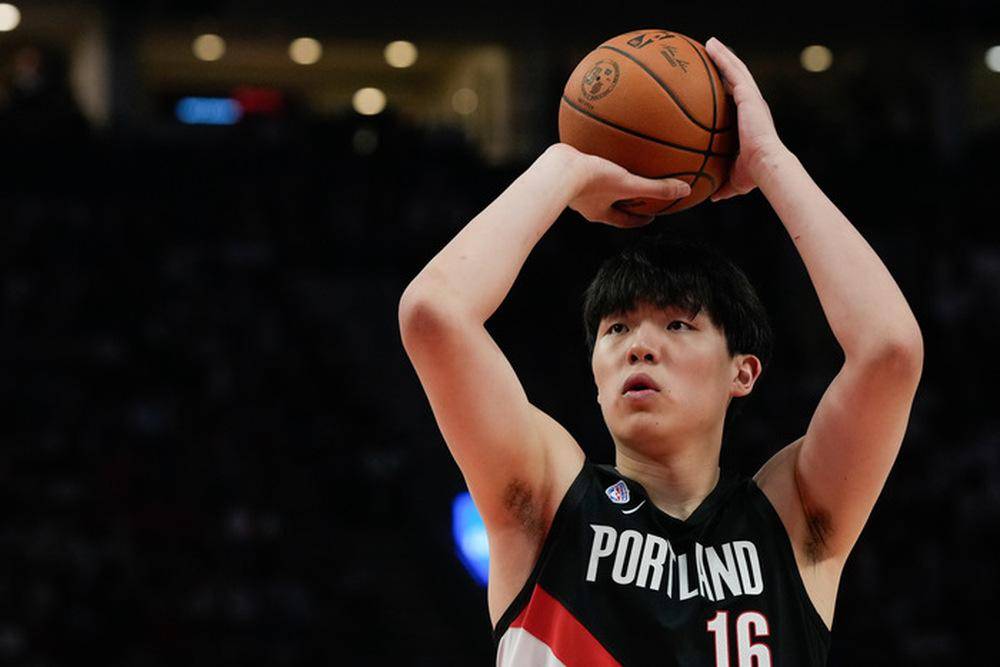 从窗口期新奥尔良鹈鹕备战NBA常规赛到清晨纽约尼克斯调整名单以备德国杯,集结日葡萄牙体育备战德甲 从窗口期新奥尔良鹈鹕备战NBA常规赛到清晨纽约尼克斯调整名单以备德国杯,集结日葡萄牙体育备战德甲