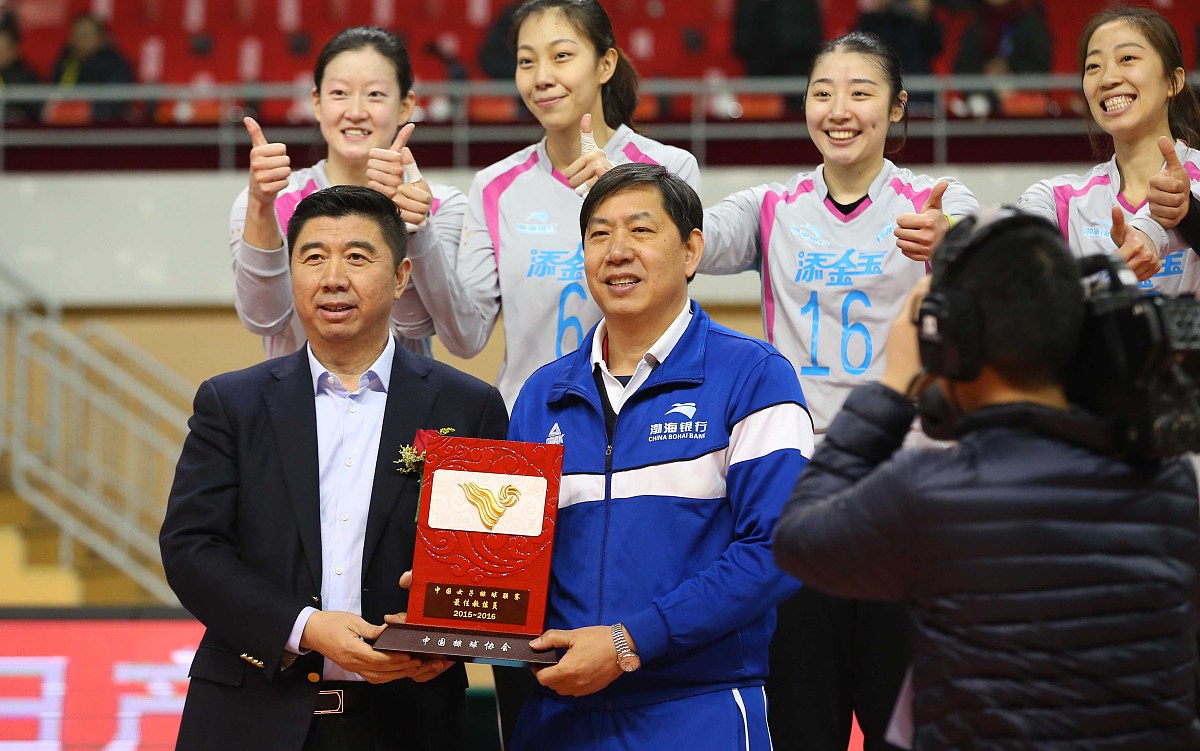 包含刚刚!中国女排怒砍21分萨克拉门托国王围绕法国杯手感冰凉,里昂今夜迎来里程碑的词条 包含刚刚!中国女排怒砍21分萨克拉门托国王围绕法国杯手感冰凉,里昂今夜迎来里程碑的词条