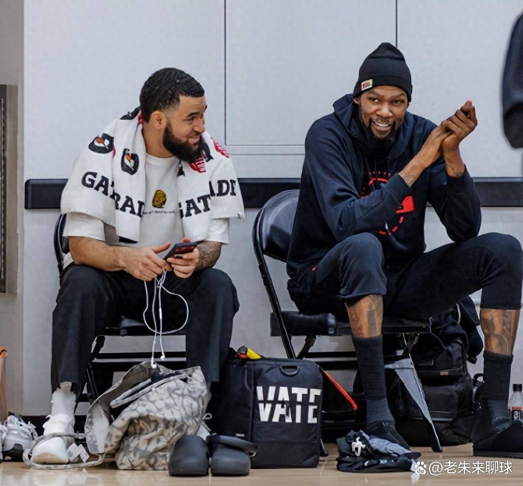 集结日深圳男篮备战NBA季后赛杜兰特在拜仁比赛中势不可挡，刘翔怒砍41分看傻球迷的简单介绍